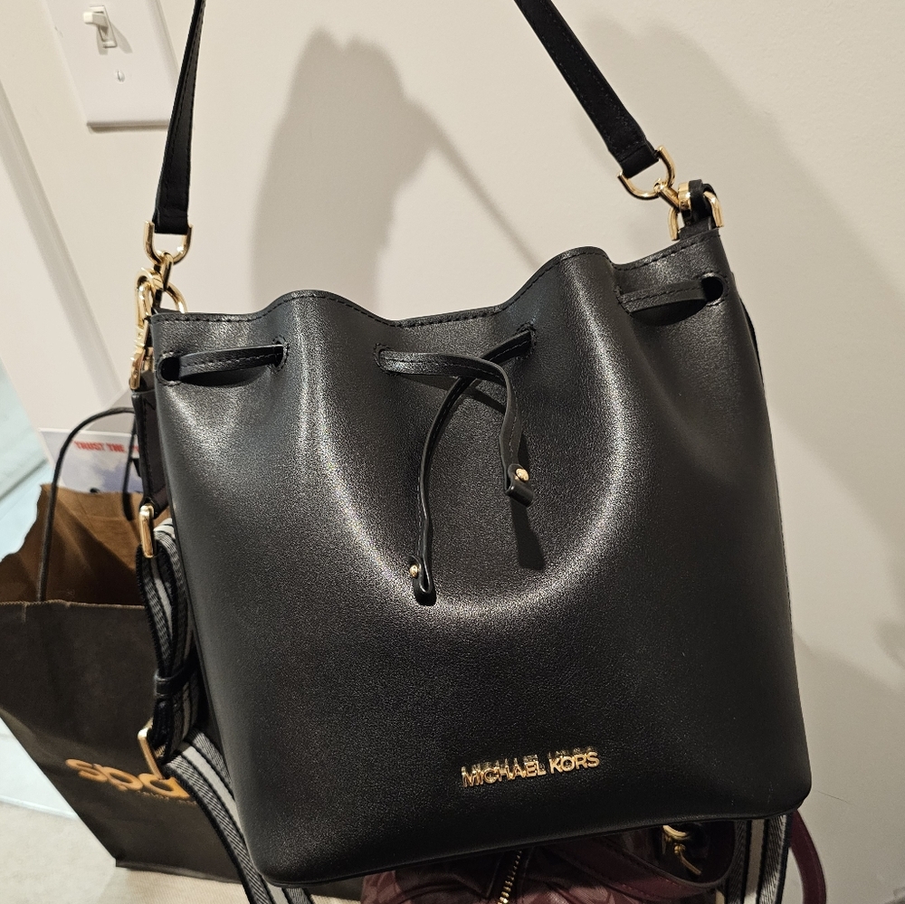 Michael Kors Black Bucket Bag